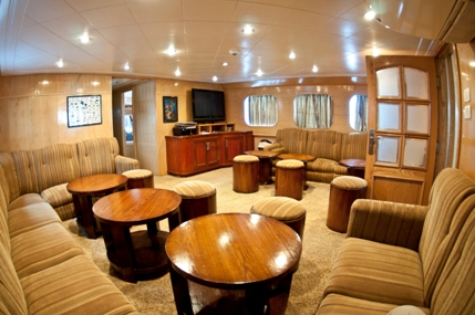 Interior Salon of Sea Queen I Liveaboard Diving Motor Yacht in Sharm el Sheikh Egypt